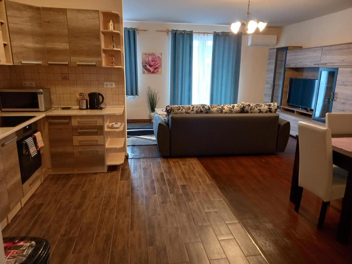 Thermal Apartman Hajduszoboszlo Exterior photo